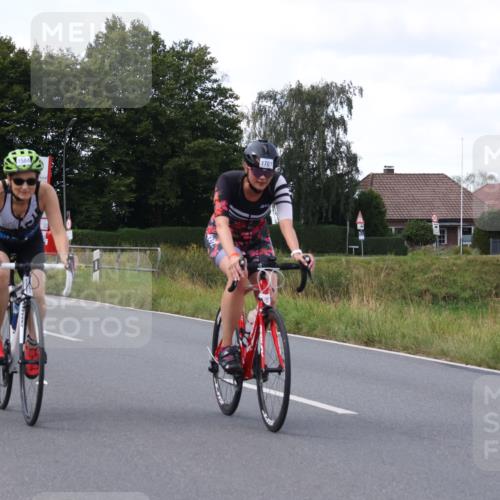 25.08.2024 - Elbe Triathlon Hamburg Fuchs,  Jonas http://msf.ph/oto/6872962 25.08.2024 11:19:00 Radfahren 1686, 1704, 1701, 1584 meine-sportfotos.de