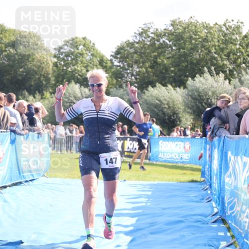 25.08.2024 - Elbe Triathlon Hamburg H.Heesch http://msf.ph/oto/6872964 25.08.2024 11:10:22 Ziel 147, 303, 305, 575 meine-sportfotos.de
