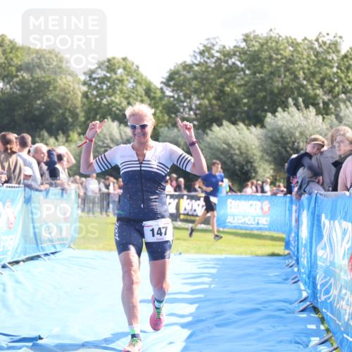 25.08.2024 - Elbe Triathlon Hamburg H.Heesch http://msf.ph/oto/6872972 25.08.2024 11:10:22 Ziel 147, 303, 305, 575 meine-sportfotos.de