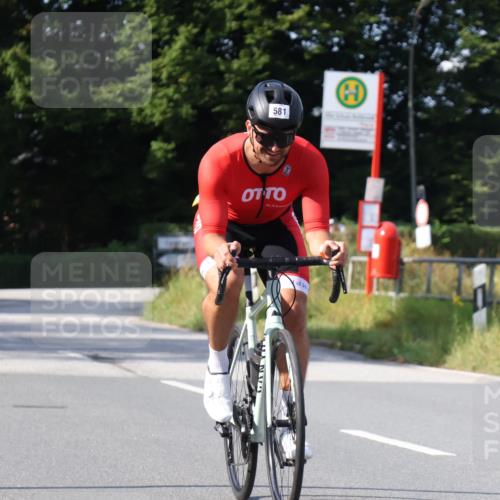 25.08.2024 - Elbe Triathlon Hamburg Fuchs,  Jonas http://msf.ph/oto/6872996 25.08.2024 10:34:40 Radfahren 718, 581, 642 meine-sportfotos.de