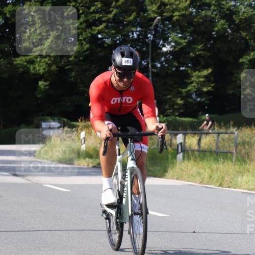 25.08.2024 - Elbe Triathlon Hamburg Fuchs,  Jonas http://msf.ph/oto/6872999 25.08.2024 10:34:40 Radfahren 718, 581, 642 meine-sportfotos.de