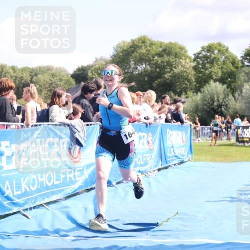 25.08.2024 - Elbe Triathlon Hamburg H.Heesch http://msf.ph/oto/6873018 25.08.2024 11:59:38 Ziel 494, 634, 1523, 1644, 1690 meine-sportfotos.de