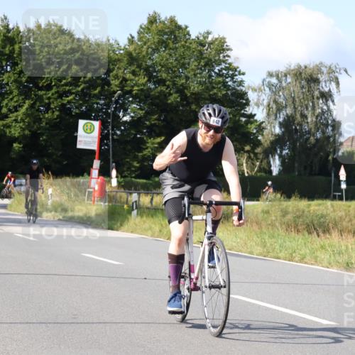 25.08.2024 - Elbe Triathlon Hamburg Fuchs,  Jonas http://msf.ph/oto/6873025 25.08.2024 10:34:46 Radfahren 581, 642, 758, 519, 564 meine-sportfotos.de
