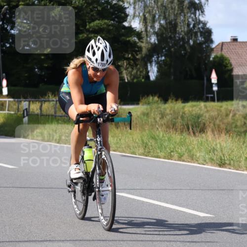 25.08.2024 - Elbe Triathlon Hamburg Fuchs,  Jonas http://msf.ph/oto/6873041 25.08.2024 11:19:37 Radfahren 1705, 1682, 1678, 1685, 1628 meine-sportfotos.de