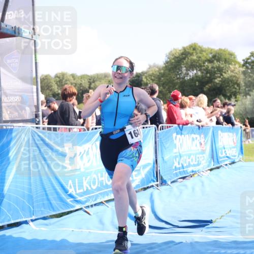 25.08.2024 - Elbe Triathlon Hamburg H.Heesch http://msf.ph/oto/6873058 25.08.2024 11:59:38 Ziel 494, 634, 1523, 1644, 1690 meine-sportfotos.de