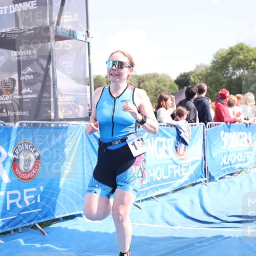 25.08.2024 - Elbe Triathlon Hamburg H.Heesch http://msf.ph/oto/6873080 25.08.2024 11:59:39 Ziel 494, 634, 1523, 1644, 1690 meine-sportfotos.de