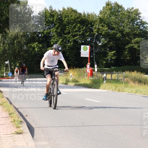 25.08.2024 - Elbe Triathlon Hamburg Fuchs,  Jonas http://msf.ph/oto/6873096 25.08.2024 10:34:51 Radfahren 642, 758, 519, 564, 737, 573, 599, 575 meine-sportfotos.de