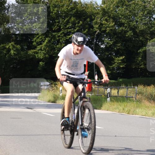 25.08.2024 - Elbe Triathlon Hamburg Fuchs,  Jonas http://msf.ph/oto/6873107 25.08.2024 10:34:52 Radfahren 642, 758, 519, 564, 737, 573, 599, 575 meine-sportfotos.de