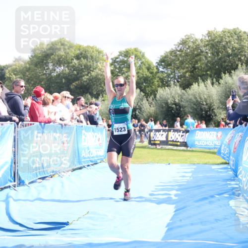 25.08.2024 - Elbe Triathlon Hamburg H.Heesch http://msf.ph/oto/6873108 25.08.2024 11:59:43 Ziel 538, 1523, 1644 meine-sportfotos.de
