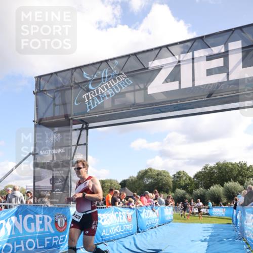 25.08.2024 - Elbe Triathlon Hamburg H.Heesch http://msf.ph/oto/6873114 25.08.2024 11:37:52 Ziel 446, 735, 1428, 1462 meine-sportfotos.de