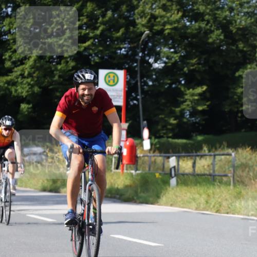 25.08.2024 - Elbe Triathlon Hamburg Fuchs,  Jonas http://msf.ph/oto/6873134 25.08.2024 10:34:54 Radfahren 758, 519, 564, 737, 573, 599, 575 meine-sportfotos.de