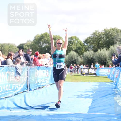 25.08.2024 - Elbe Triathlon Hamburg H.Heesch http://msf.ph/oto/6873175 25.08.2024 11:59:44 Ziel 538, 1523, 1644 meine-sportfotos.de