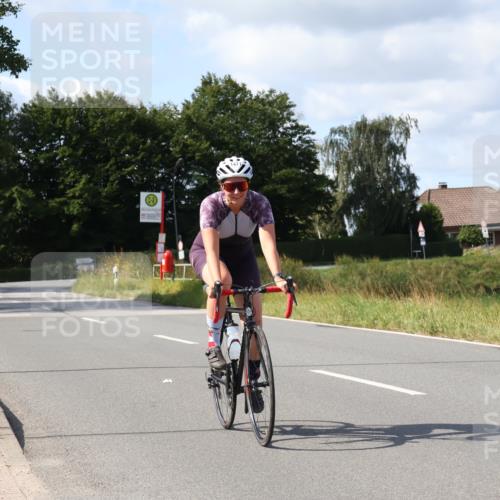 25.08.2024 - Elbe Triathlon Hamburg Fuchs,  Jonas http://msf.ph/oto/6873185 25.08.2024 11:20:03 Radfahren 1598, 1471 meine-sportfotos.de