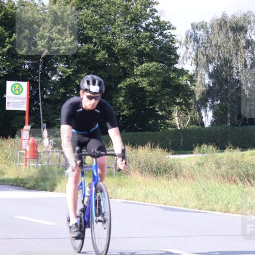 25.08.2024 - Elbe Triathlon Hamburg Fuchs,  Jonas http://msf.ph/oto/6873192 25.08.2024 10:34:58 Radfahren 564, 737, 573, 599, 575 meine-sportfotos.de