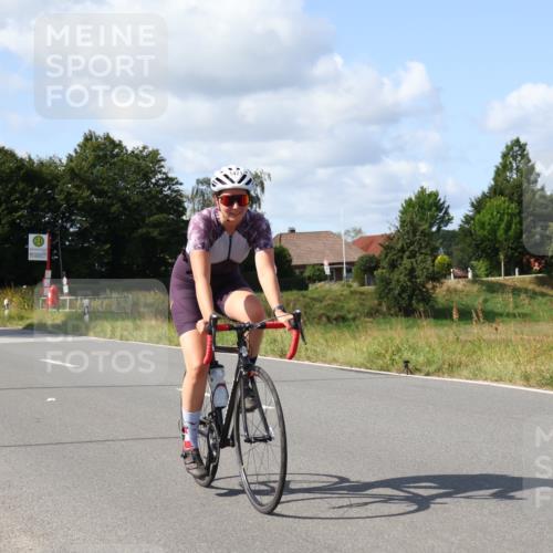 25.08.2024 - Elbe Triathlon Hamburg Fuchs,  Jonas http://msf.ph/oto/6873198 25.08.2024 11:20:04 Radfahren 1598, 1471 meine-sportfotos.de