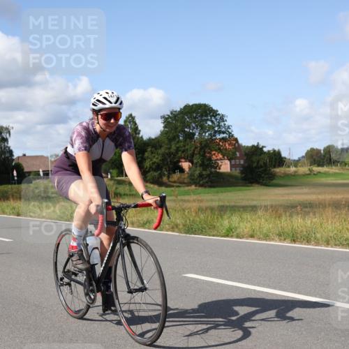 25.08.2024 - Elbe Triathlon Hamburg Fuchs,  Jonas http://msf.ph/oto/6873206 25.08.2024 11:20:04 Radfahren 1598, 1471 meine-sportfotos.de