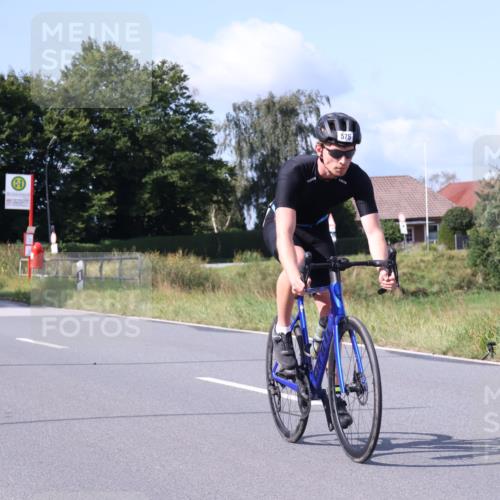 25.08.2024 - Elbe Triathlon Hamburg Fuchs,  Jonas http://msf.ph/oto/6873209 25.08.2024 10:34:58 Radfahren 564, 737, 573, 599, 575 meine-sportfotos.de