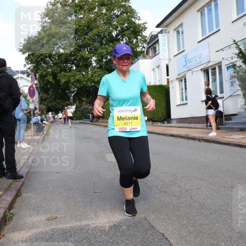 25.08.2024 - 20. Blankeneser Heldenlauf Strokosch-Dieckow http://msf.ph/oto/6873224 25.08.2024 10:35:43 Ziel 6022, 6036, 6118, 6217, 6249, 6360 meine-sportfotos.de