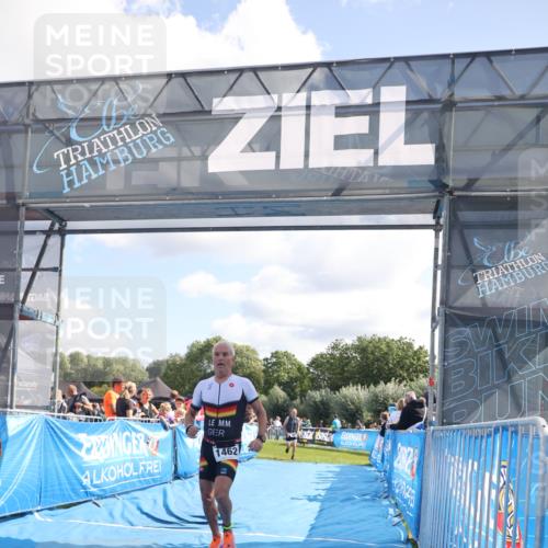 25.08.2024 - Elbe Triathlon Hamburg H.Heesch http://msf.ph/oto/6873226 25.08.2024 11:37:56 Ziel 446, 1428, 1462 meine-sportfotos.de