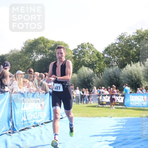 25.08.2024 - Elbe Triathlon Hamburg H.Heesch http://msf.ph/oto/6873227 25.08.2024 11:10:32 Ziel 627 meine-sportfotos.de