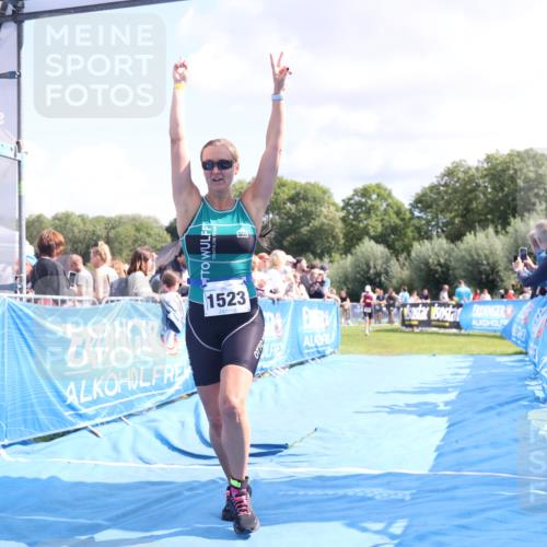 25.08.2024 - Elbe Triathlon Hamburg H.Heesch http://msf.ph/oto/6873235 25.08.2024 11:59:44 Ziel 538, 1523, 1644 meine-sportfotos.de