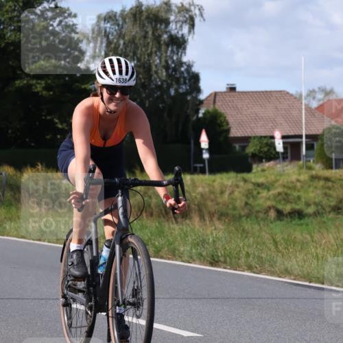 25.08.2024 - Elbe Triathlon Hamburg Fuchs,  Jonas http://msf.ph/oto/6873238 25.08.2024 11:20:14 Radfahren 1638 meine-sportfotos.de
