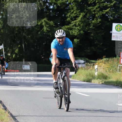 25.08.2024 - Elbe Triathlon Hamburg Fuchs,  Jonas http://msf.ph/oto/6873239 25.08.2024 10:35:12 Radfahren 580, 735, 516 meine-sportfotos.de