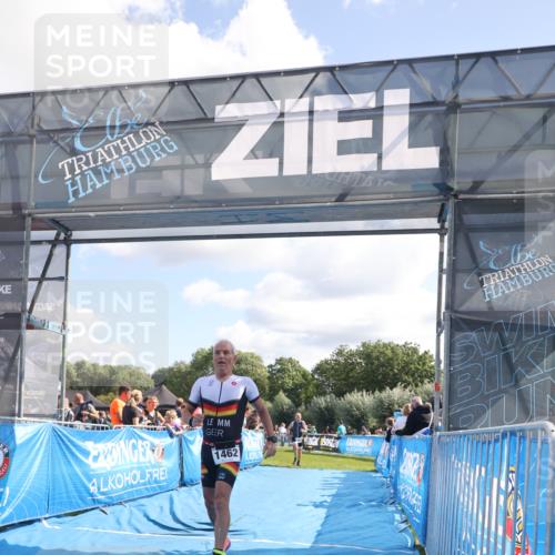 25.08.2024 - Elbe Triathlon Hamburg H.Heesch http://msf.ph/oto/6873240 25.08.2024 11:37:56 Ziel 446, 1428, 1462 meine-sportfotos.de