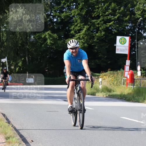 25.08.2024 - Elbe Triathlon Hamburg Fuchs,  Jonas http://msf.ph/oto/6873244 25.08.2024 10:35:12 Radfahren 580, 735, 516 meine-sportfotos.de