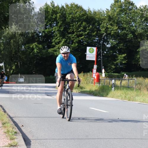 25.08.2024 - Elbe Triathlon Hamburg Fuchs,  Jonas http://msf.ph/oto/6873247 25.08.2024 10:35:12 Radfahren 580, 735, 516 meine-sportfotos.de