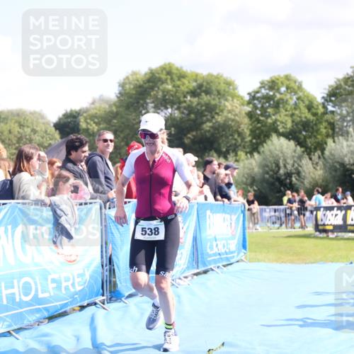 25.08.2024 - Elbe Triathlon Hamburg H.Heesch http://msf.ph/oto/6873254 25.08.2024 11:59:50 Ziel 538, 1523 meine-sportfotos.de