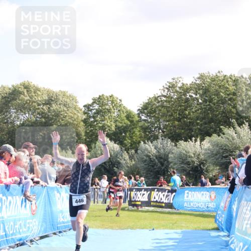 25.08.2024 - Elbe Triathlon Hamburg H.Heesch http://msf.ph/oto/6873259 25.08.2024 11:37:58 Ziel 446, 1428, 1462 meine-sportfotos.de