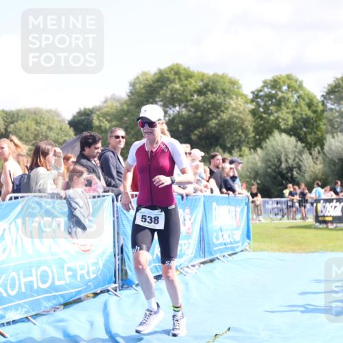 25.08.2024 - Elbe Triathlon Hamburg H.Heesch http://msf.ph/oto/6873261 25.08.2024 11:59:51 Ziel 538, 1523 meine-sportfotos.de