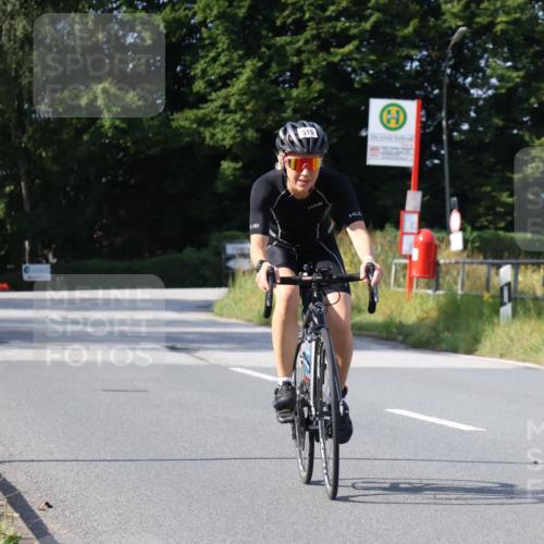 25.08.2024 - Elbe Triathlon Hamburg Fuchs,  Jonas http://msf.ph/oto/6873262 25.08.2024 10:35:17 Radfahren 735, 516, 557 meine-sportfotos.de