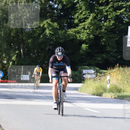25.08.2024 - Elbe Triathlon Hamburg Fuchs,  Jonas http://msf.ph/oto/6873293 25.08.2024 10:35:28 Radfahren 557, 658, 583 meine-sportfotos.de