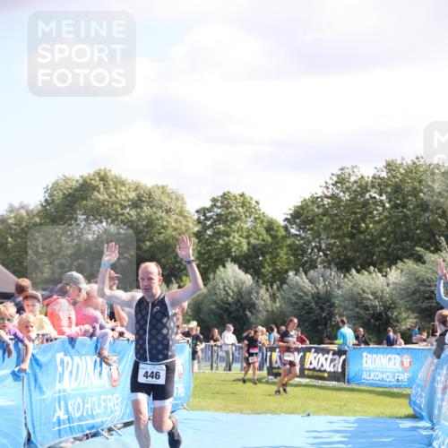 25.08.2024 - Elbe Triathlon Hamburg H.Heesch http://msf.ph/oto/6873303 25.08.2024 11:37:59 Ziel 446, 1462 meine-sportfotos.de