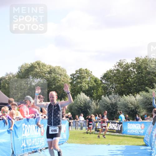 25.08.2024 - Elbe Triathlon Hamburg H.Heesch http://msf.ph/oto/6873308 25.08.2024 11:37:59 Ziel 446, 1462 meine-sportfotos.de