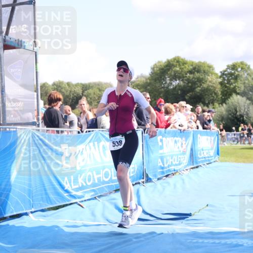 25.08.2024 - Elbe Triathlon Hamburg H.Heesch http://msf.ph/oto/6873312 25.08.2024 11:59:51 Ziel 538, 1523 meine-sportfotos.de