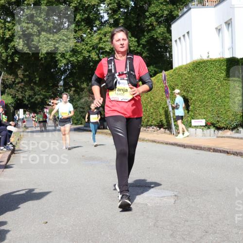 25.08.2024 - 20. Blankeneser Heldenlauf Strokosch-Dieckow http://msf.ph/oto/6873336 25.08.2024 10:35:55 Ziel 6156, 6178, 6179, 6405 meine-sportfotos.de