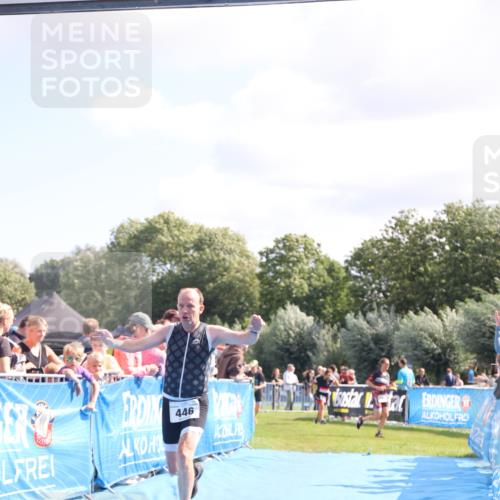 25.08.2024 - Elbe Triathlon Hamburg H.Heesch http://msf.ph/oto/6873345 25.08.2024 11:37:59 Ziel 446, 1462 meine-sportfotos.de