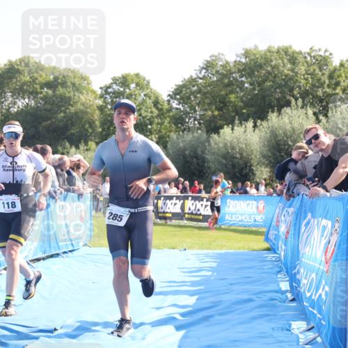 25.08.2024 - Elbe Triathlon Hamburg H.Heesch http://msf.ph/oto/6873346 25.08.2024 11:10:45 Ziel 118, 285 meine-sportfotos.de