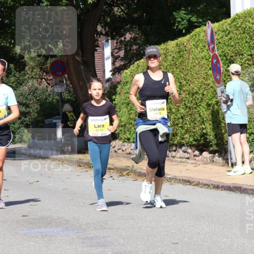25.08.2024 - 20. Blankeneser Heldenlauf Strokosch-Dieckow http://msf.ph/oto/6873360 25.08.2024 10:35:56 Ziel 6156, 6178, 6179, 6405 meine-sportfotos.de