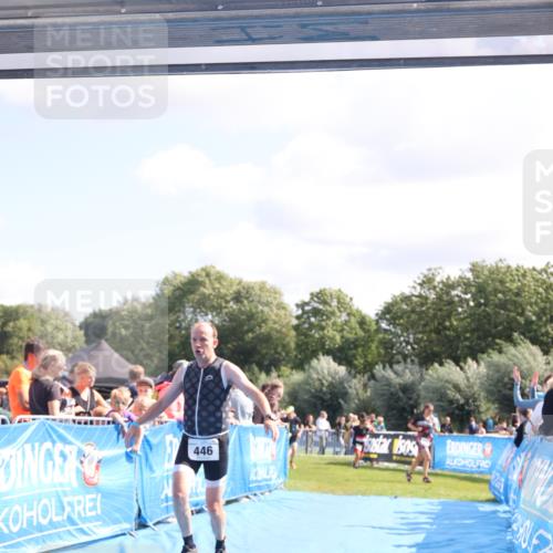 25.08.2024 - Elbe Triathlon Hamburg H.Heesch http://msf.ph/oto/6873362 25.08.2024 11:37:59 Ziel 446, 1462 meine-sportfotos.de