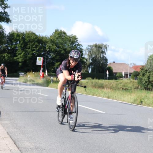 25.08.2024 - Elbe Triathlon Hamburg Fuchs,  Jonas http://msf.ph/oto/6873375 25.08.2024 10:35:50 Radfahren 659, 543, 1500, 629, 544 meine-sportfotos.de