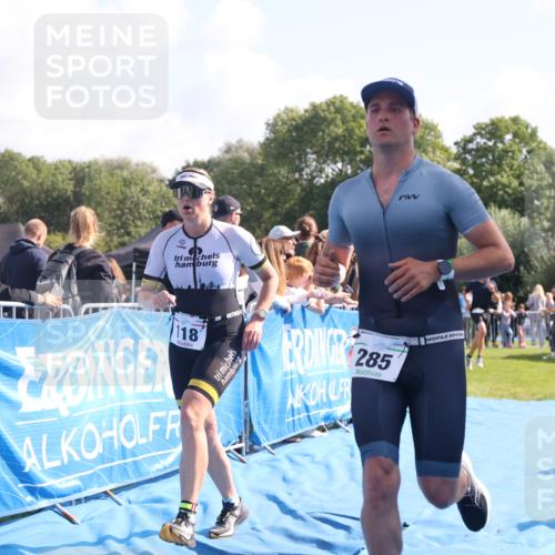 25.08.2024 - Elbe Triathlon Hamburg H.Heesch http://msf.ph/oto/6873384 25.08.2024 11:10:46 Ziel 118, 285 meine-sportfotos.de