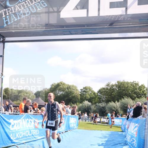 25.08.2024 - Elbe Triathlon Hamburg H.Heesch http://msf.ph/oto/6873385 25.08.2024 11:37:59 Ziel 446, 1462 meine-sportfotos.de