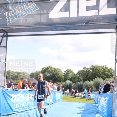 25.08.2024 - Elbe Triathlon Hamburg H.Heesch http://msf.ph/oto/6873391 25.08.2024 11:38:00 Ziel 135, 446, 1462 meine-sportfotos.de