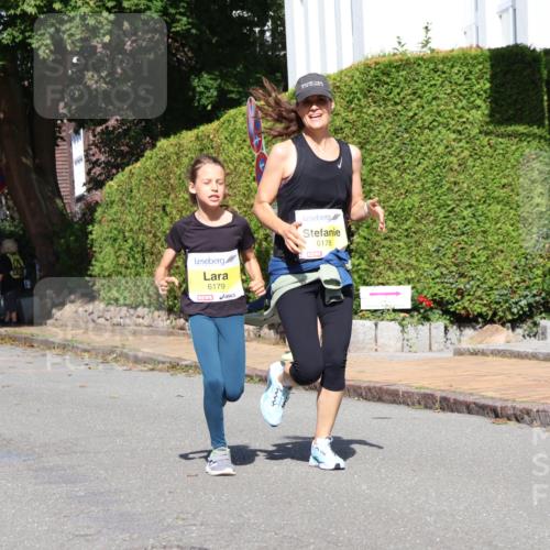 25.08.2024 - 20. Blankeneser Heldenlauf Strokosch-Dieckow http://msf.ph/oto/6873396 25.08.2024 10:35:58 Ziel 6156, 6178, 6179, 6405 meine-sportfotos.de