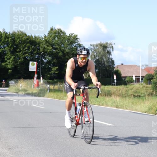 25.08.2024 - Elbe Triathlon Hamburg Fuchs,  Jonas http://msf.ph/oto/6873400 25.08.2024 10:35:52 Radfahren 543, 1500, 629, 544, 613 meine-sportfotos.de