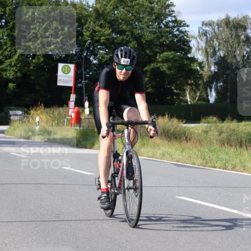 25.08.2024 - Elbe Triathlon Hamburg Fuchs,  Jonas http://msf.ph/oto/6873416 25.08.2024 10:35:54 Radfahren 543, 1500, 629, 544, 613 meine-sportfotos.de
